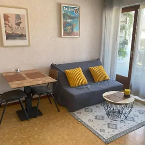  Appartement Paisible Studio Avec Agréable Loggia Et Vue Dégagée